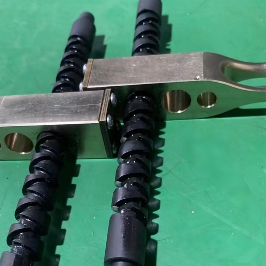 Heavy Duty Corrosion Resistant Oilfield Wellhead Automatic Wire Rope Winding Reverse Level Winder Screw