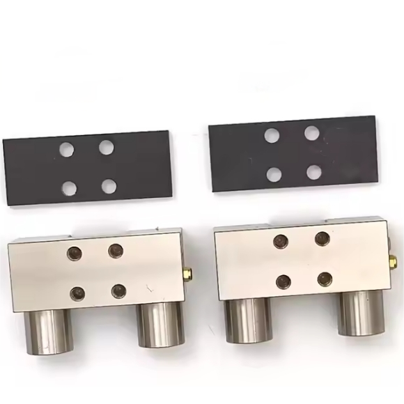 35mm Size Linear Rail Pneumatic Normally Close Locking Clamp - Buy 35mm ...