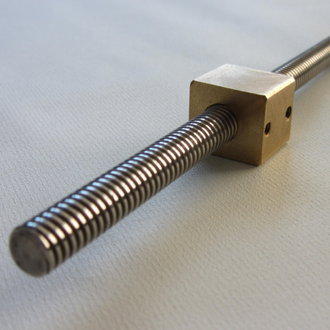 Diameter 14mm Lead 2mm Tr14x2 SUS304 Lead Screw And Brass Square Nut