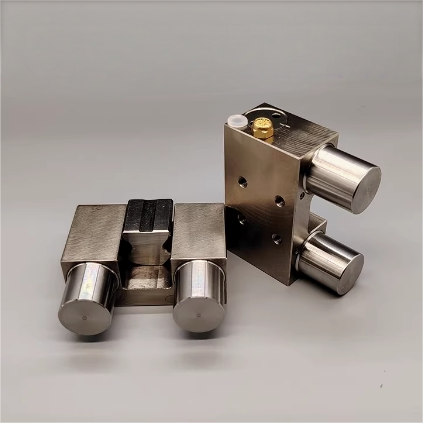 Pneumatic Normally Close Rail Clamp Brake for 15mm HIWIN Guide