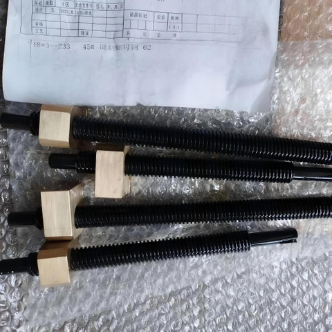 Diameter 18mm Lead 3mm Tr18x3 T18x3 Black Coating Lead Screw And Copper Nut