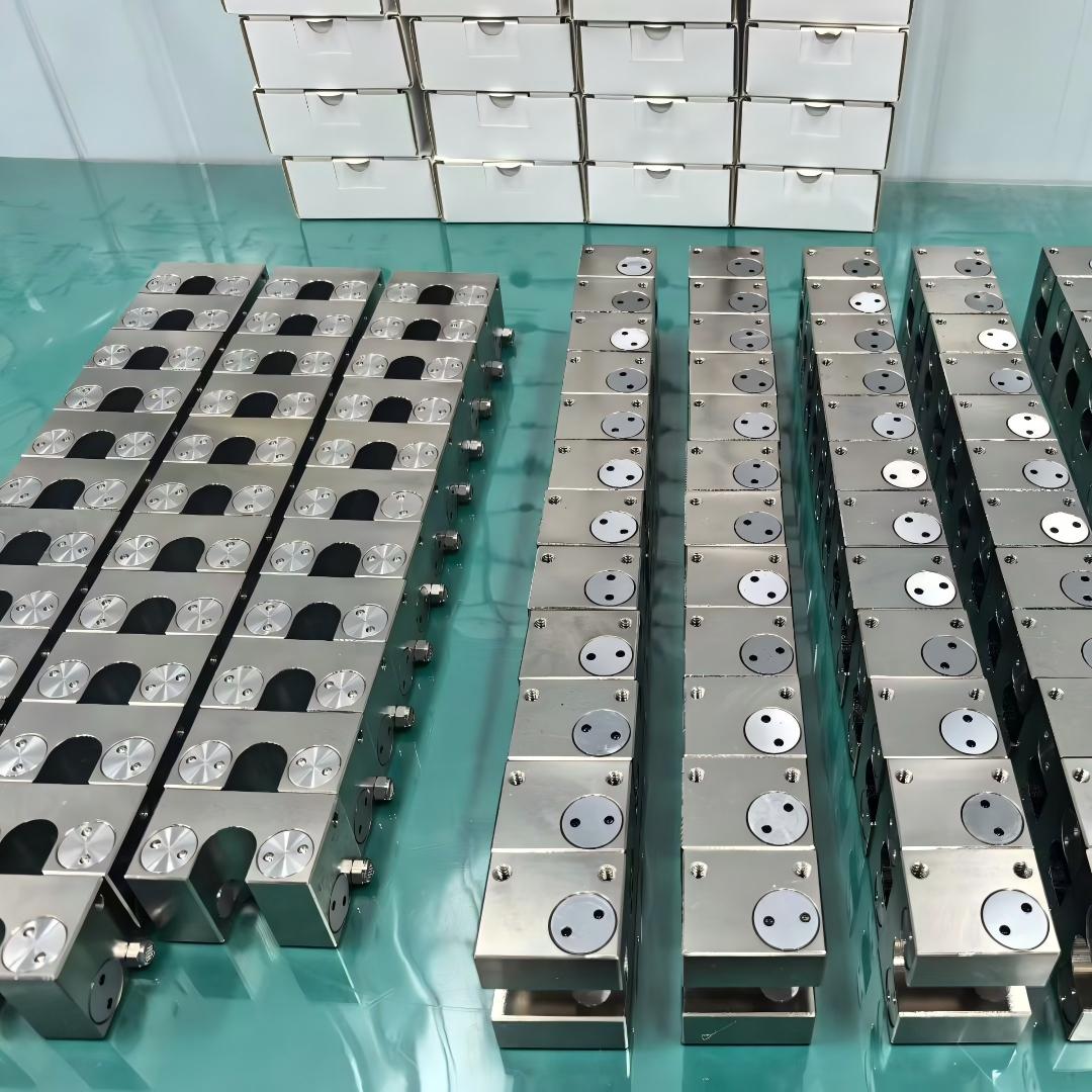 Affordable Alternative To MKRS3000A Linear Shaft Round Bar Clamping Element