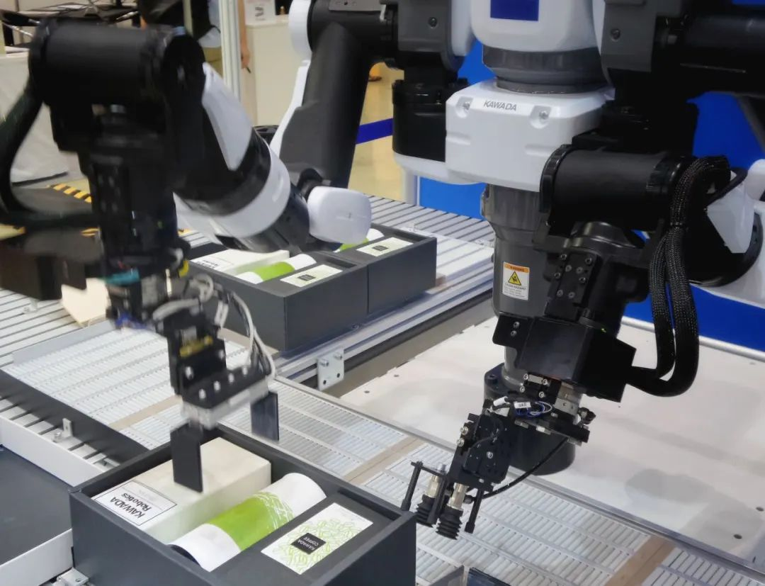 Miniature ball screw is widely used in the assembly line of electronic equipment