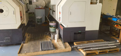 Established screw machining factory, focusing on lead screw, self reversing screw, and ball screw production.