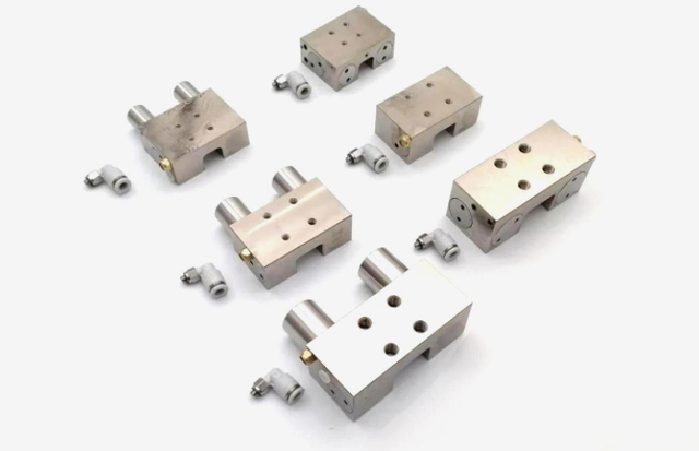 CLAMPING ELEMENT