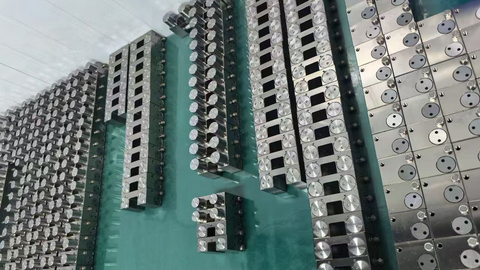 Alternative MK-Series Pneumatic Normally Open Clamp for HGR15 Linear Guide