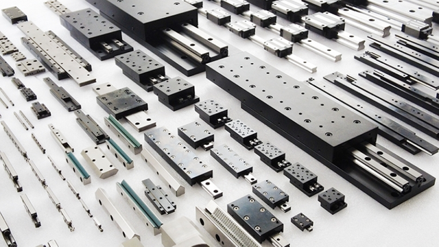 Cross roller Table manufacturer