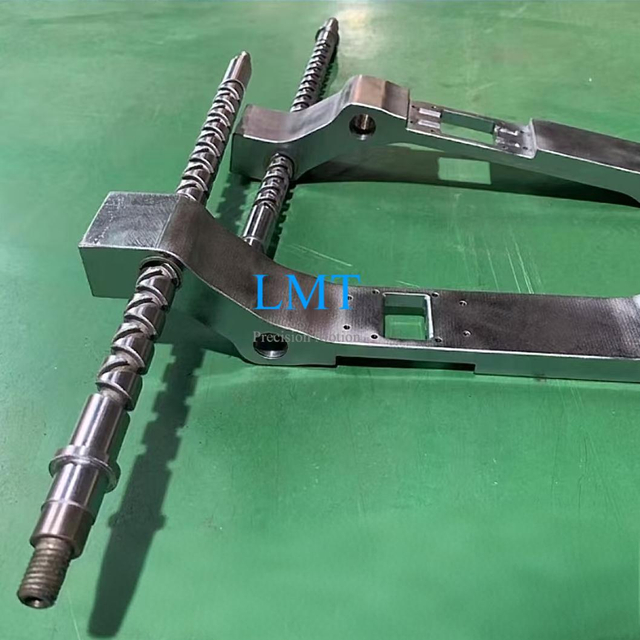 Diameter 18mm Lead 10mm 18x10 Custom-made Level Winder Self-reversing Screw