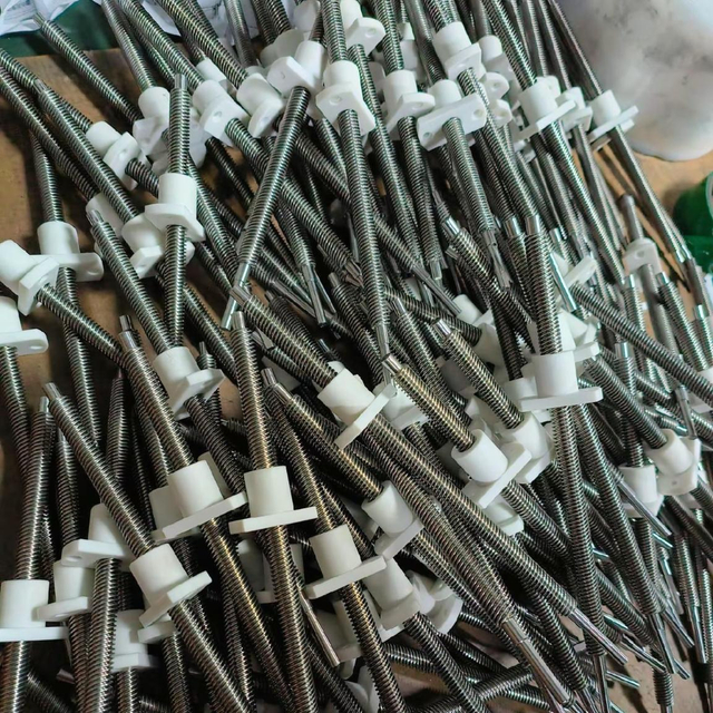 OD 10mm Lead 10mm Tr10x10 SUS304 Lead Screw And Flange POM Nut