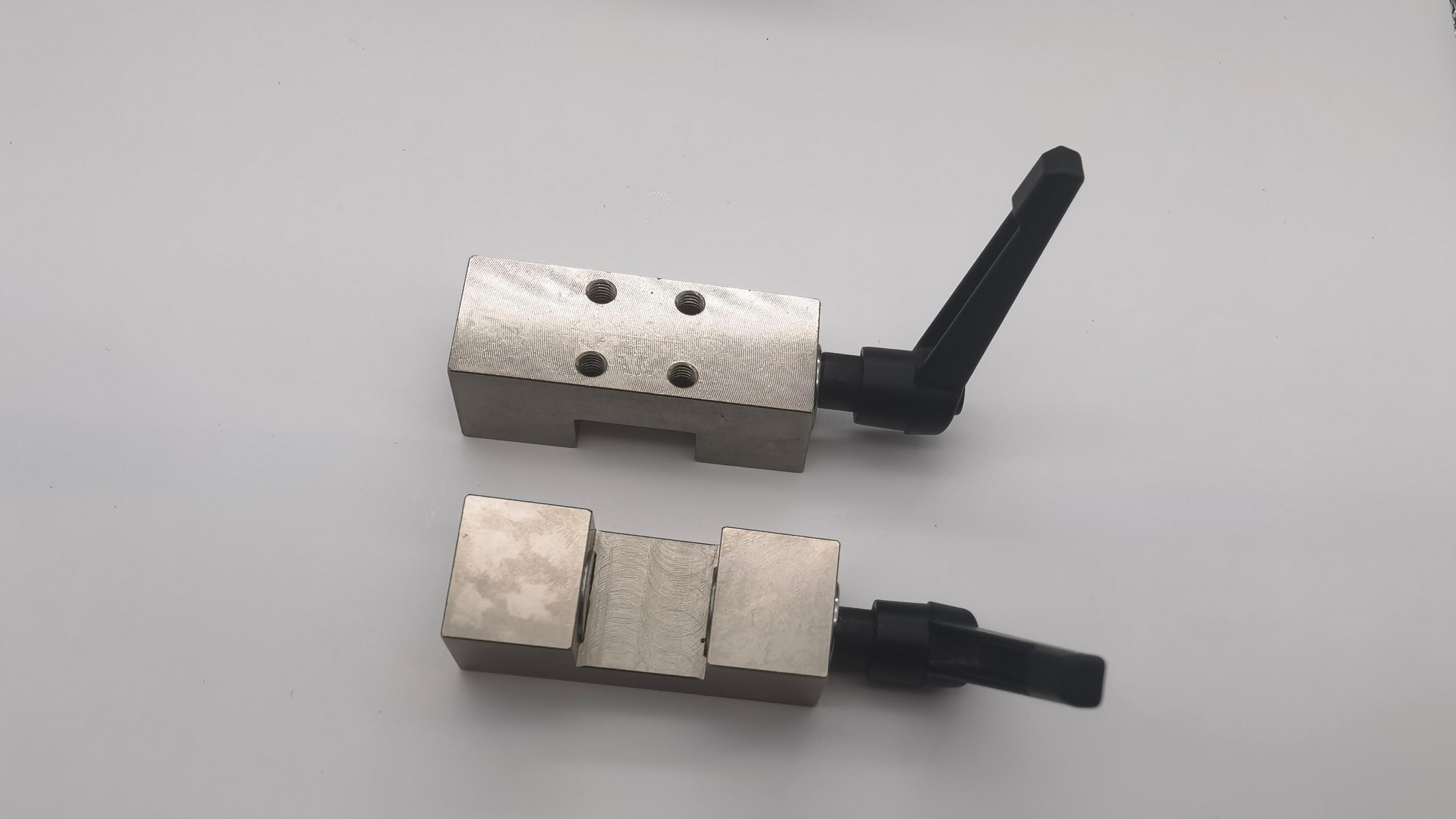 manual clamping element