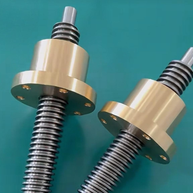 OD 32mm Pitch 6mm Tr32x6 C45 Lead Screw And Bronze Flange Nut