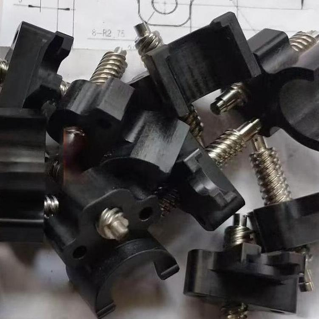 Diameter 8mm Lead 10mm Tr8x10 T8x10 SUS304 Lead Screw Rod And PEEK Nut