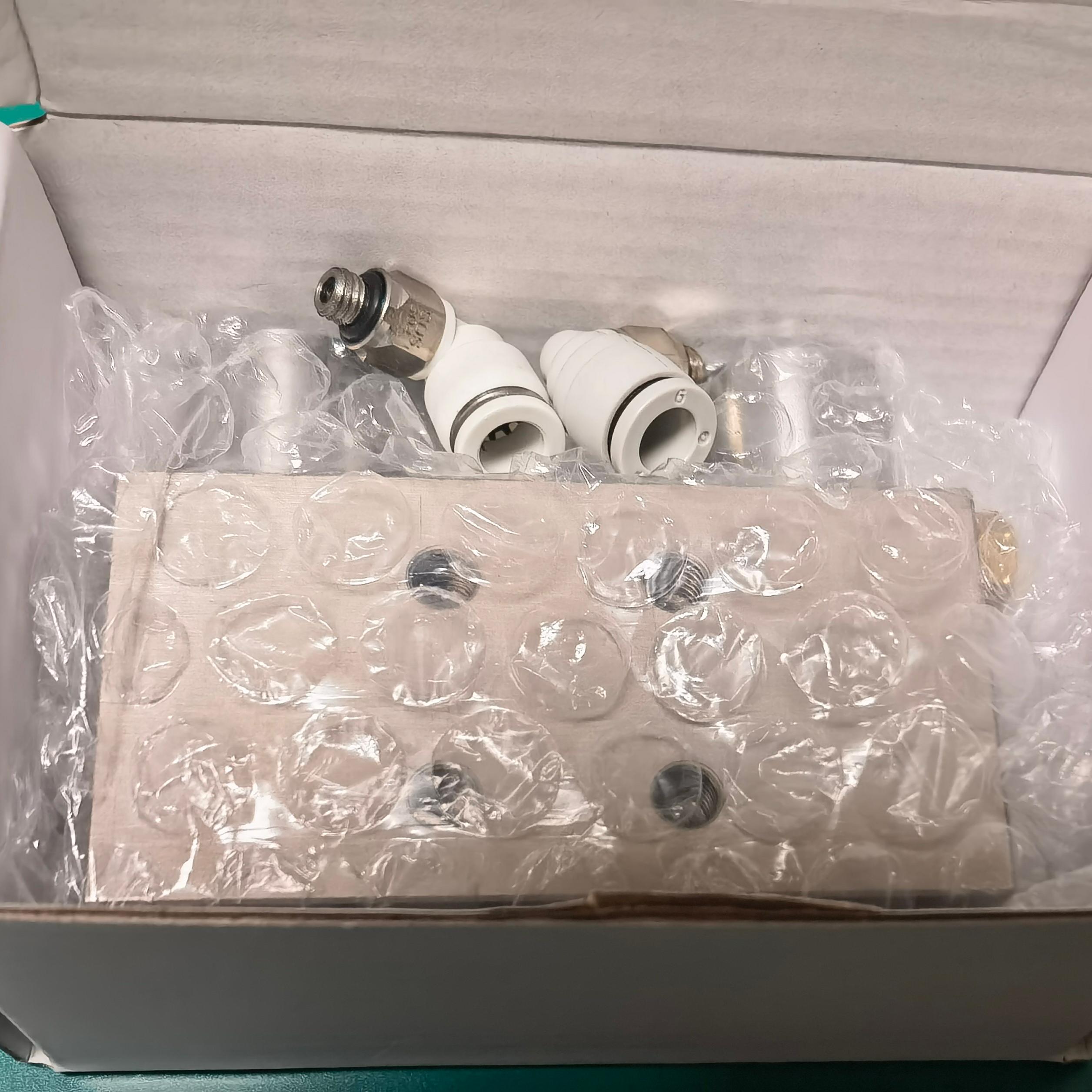 Pneumatic Clamping Element for 15mm HGR15 Linear Rail