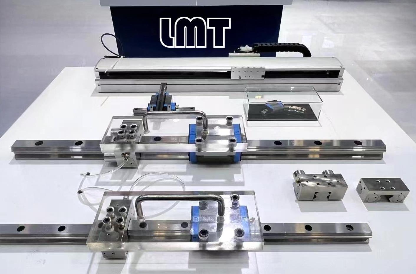 linear guide and linear shaft clamping element