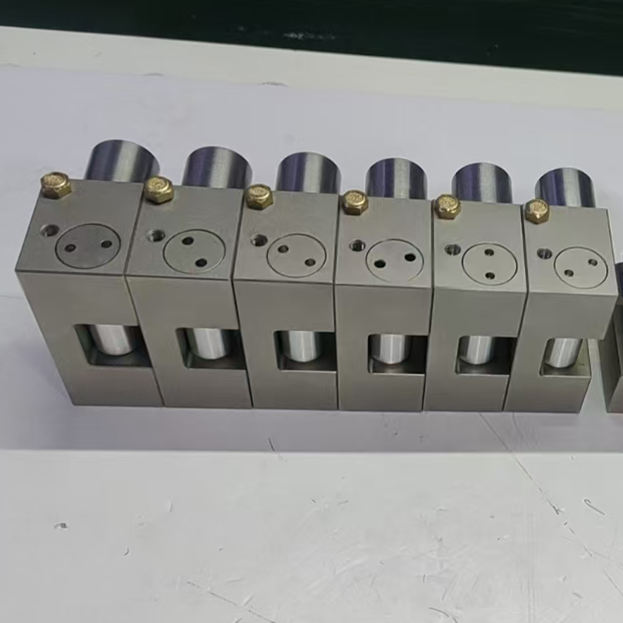 Pneumatic Normally Closed Linear Guide Clamping Element for HGR25 EGR25 Linear Rail