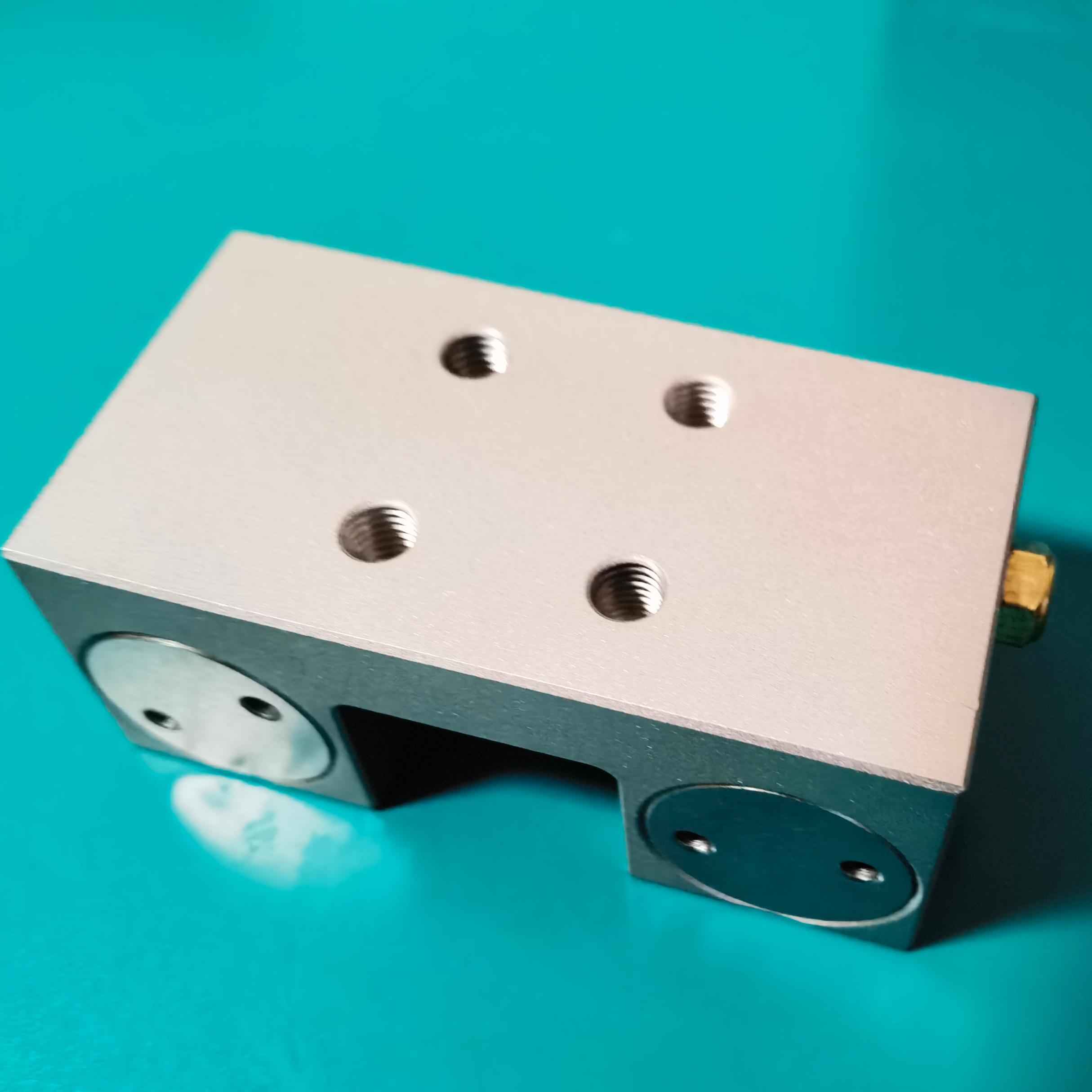 Universal‑Use Pneumatic Normally Open Rail Clamp 1750N Holding Force For 30mm Linear Guide
