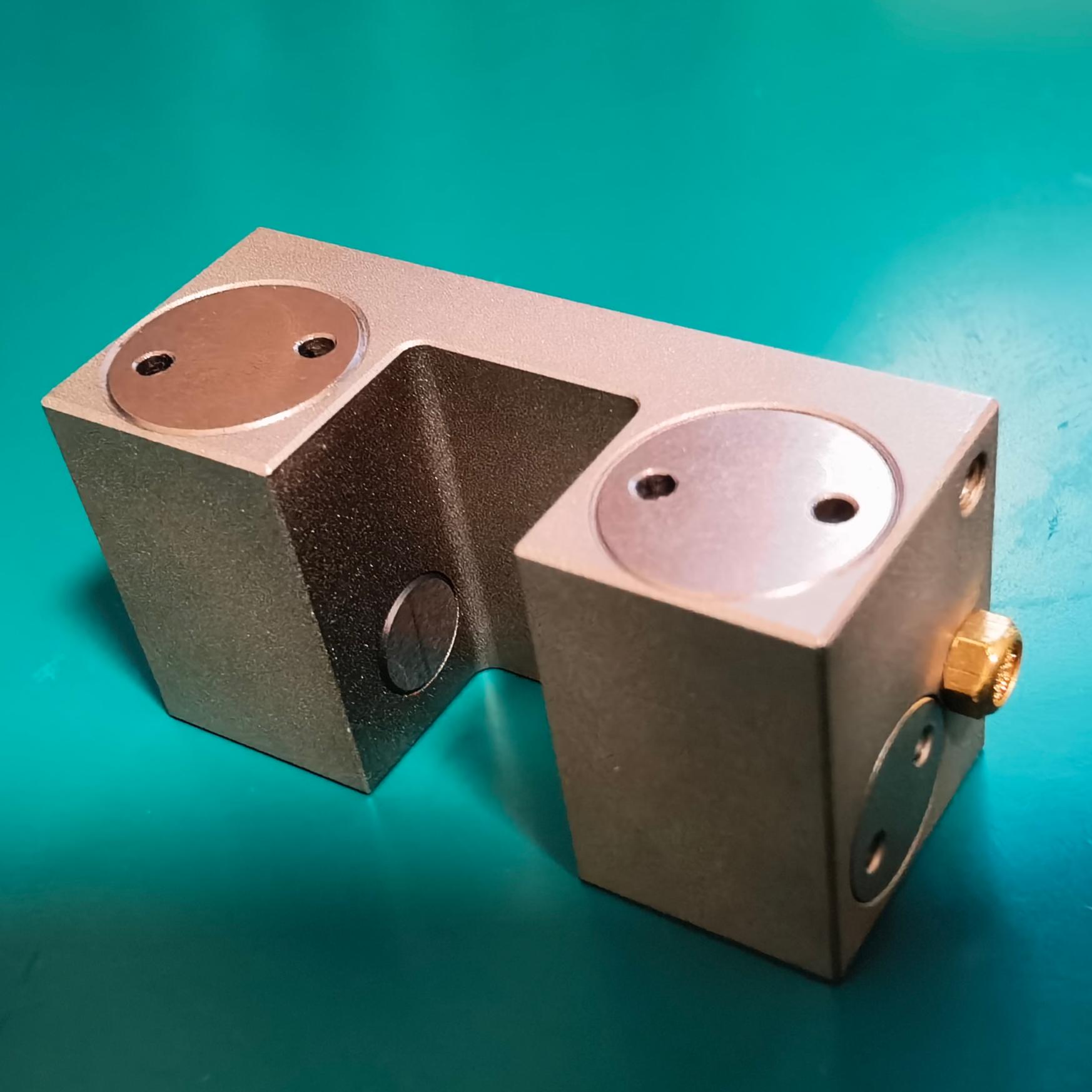 Universal‑Use Pneumatic Normally Open Rail Clamp 1750N Holding Force For 30mm Linear Guide
