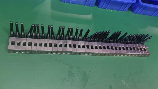 Bulk Clamping Elements Warehouse Stock-2