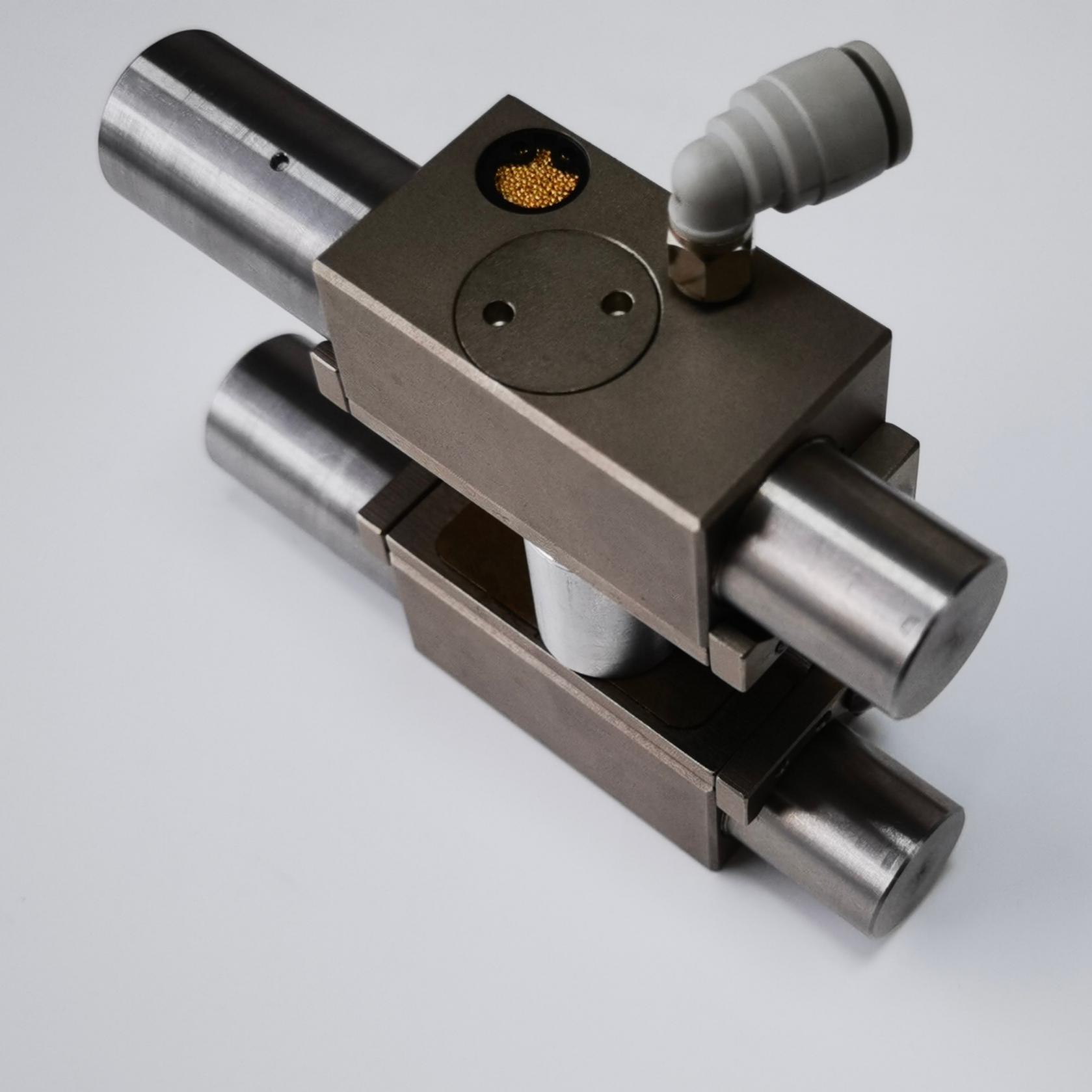 Pneumatic Normally Closed Clamp with Braking Mechanism for THK HSR30 SHS30 Linear Guide