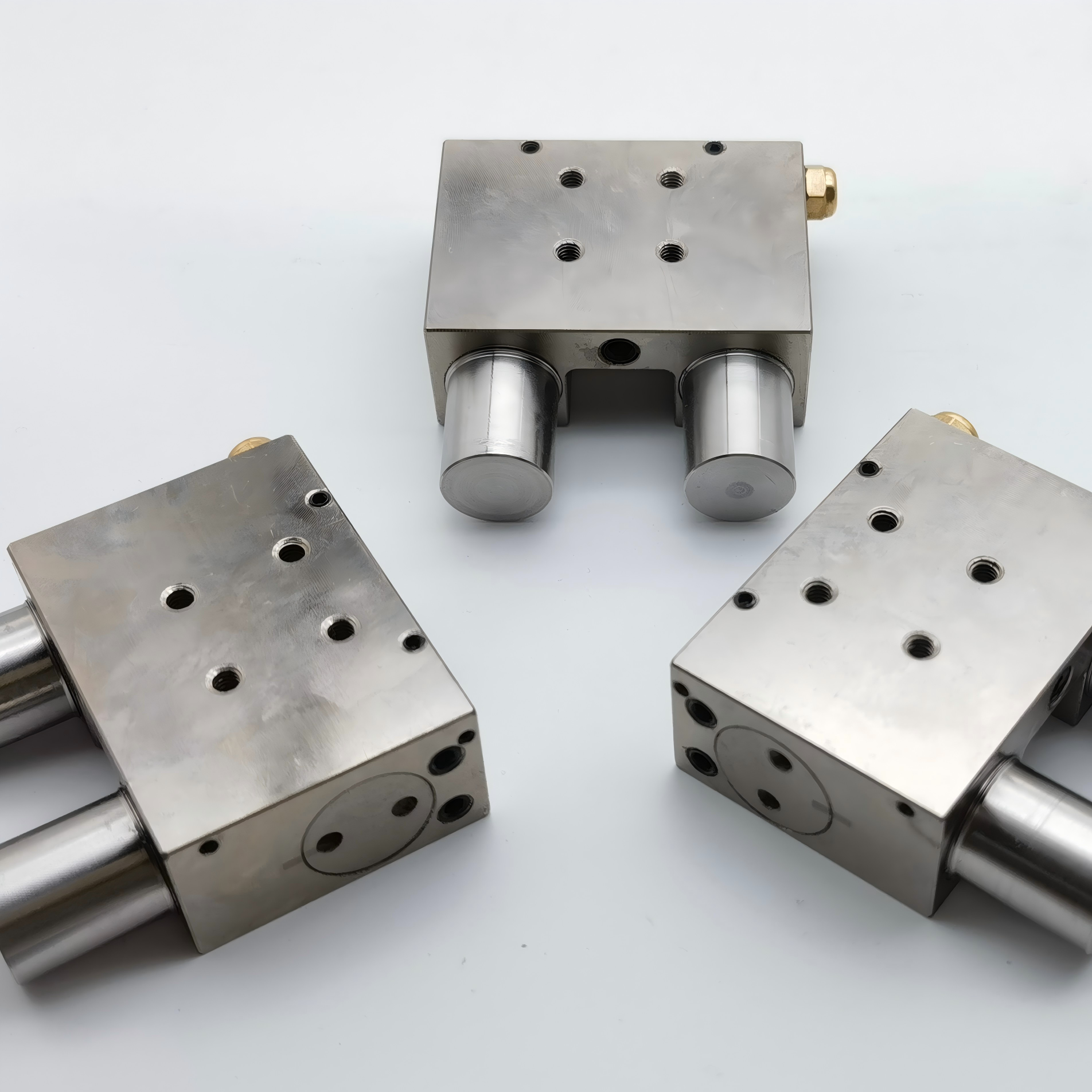 15mm Rail Size Pneumatic Operation Normally Close Clamping Braking Element