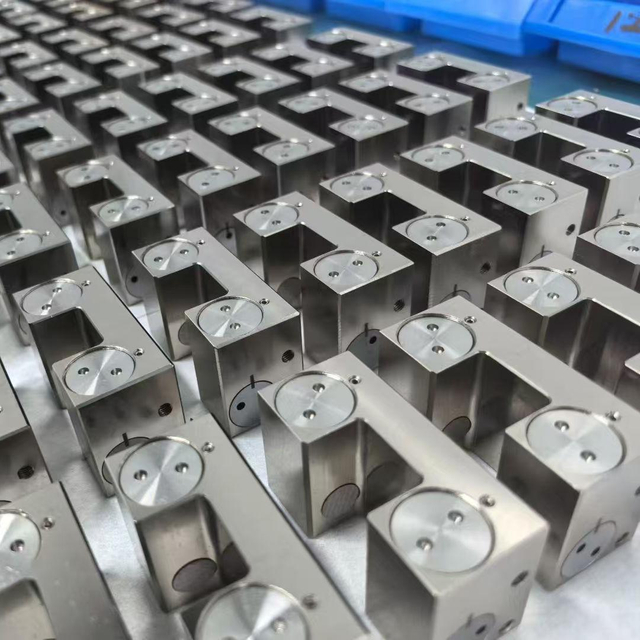 Normally Open Air Actuated Clamp Brake For 20mm HIWIN HGH20 HGW20 Linear Rail Direct Replacement MK2001A