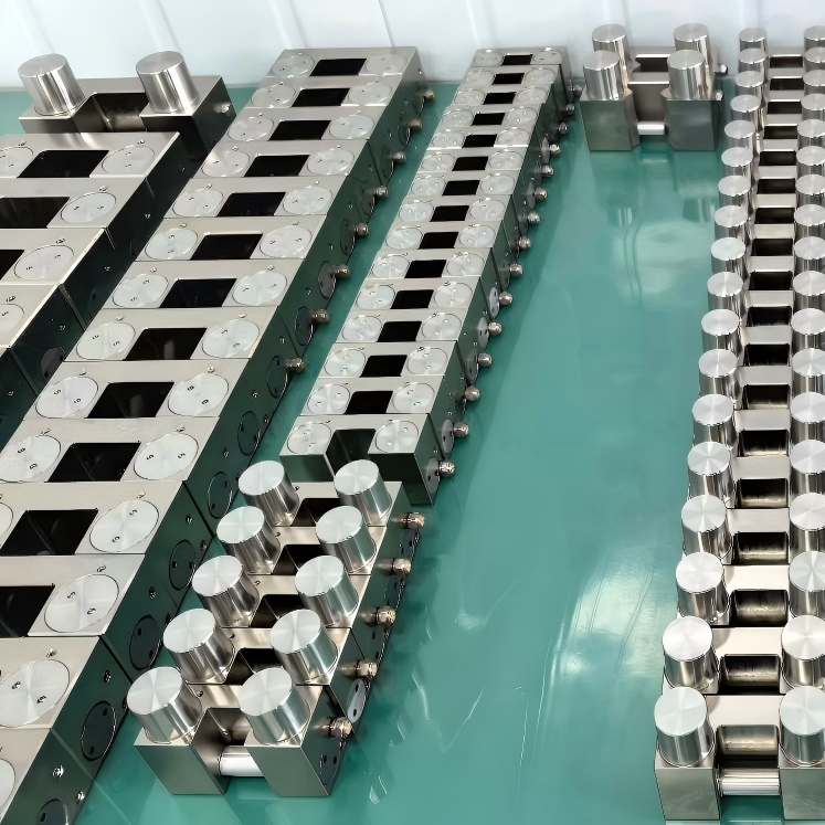 Why Choose LMT Linear Guide Clamps.jpg
