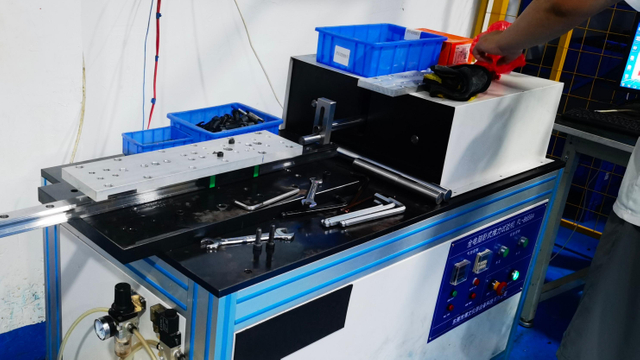 Horizontal Thrust Testing Machine