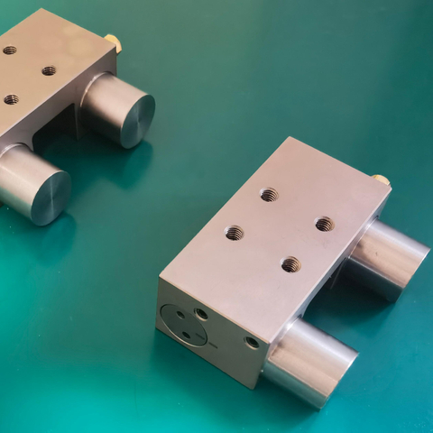 Pneumatic Normally Close Rail Clamp Brake for 30mm HIWIN Linear Guide