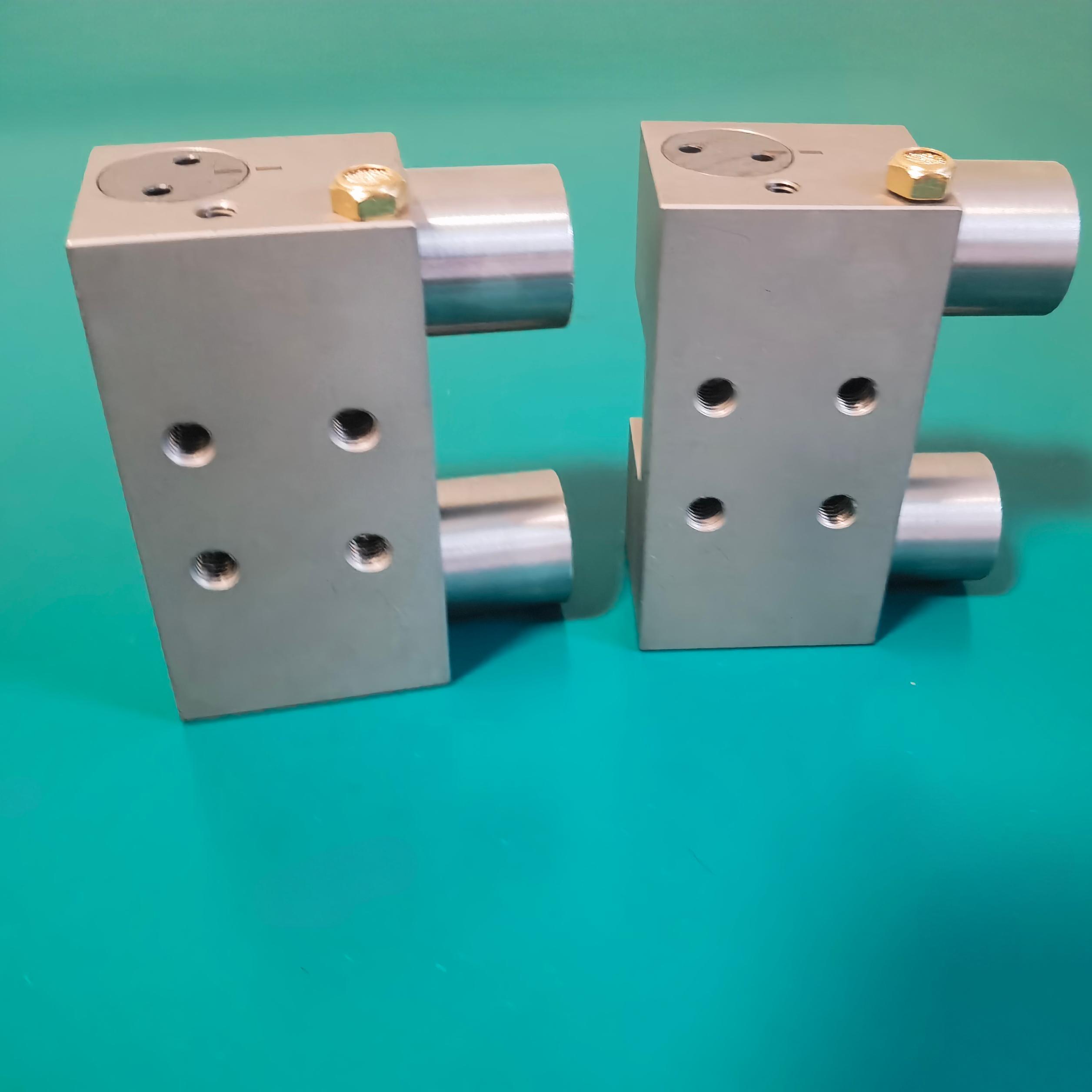 Linear Sliding Table Clamping Position Lock Air Operated NC 55mm Linear Guide Clamp Braking Stopper 